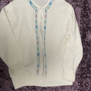 woman’s vintage sweater